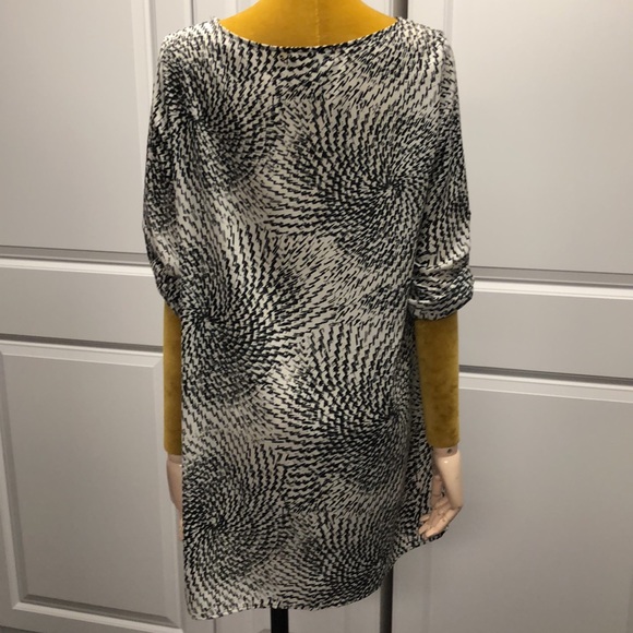 Women’s Mahina printed dress - Picture 3 of 8